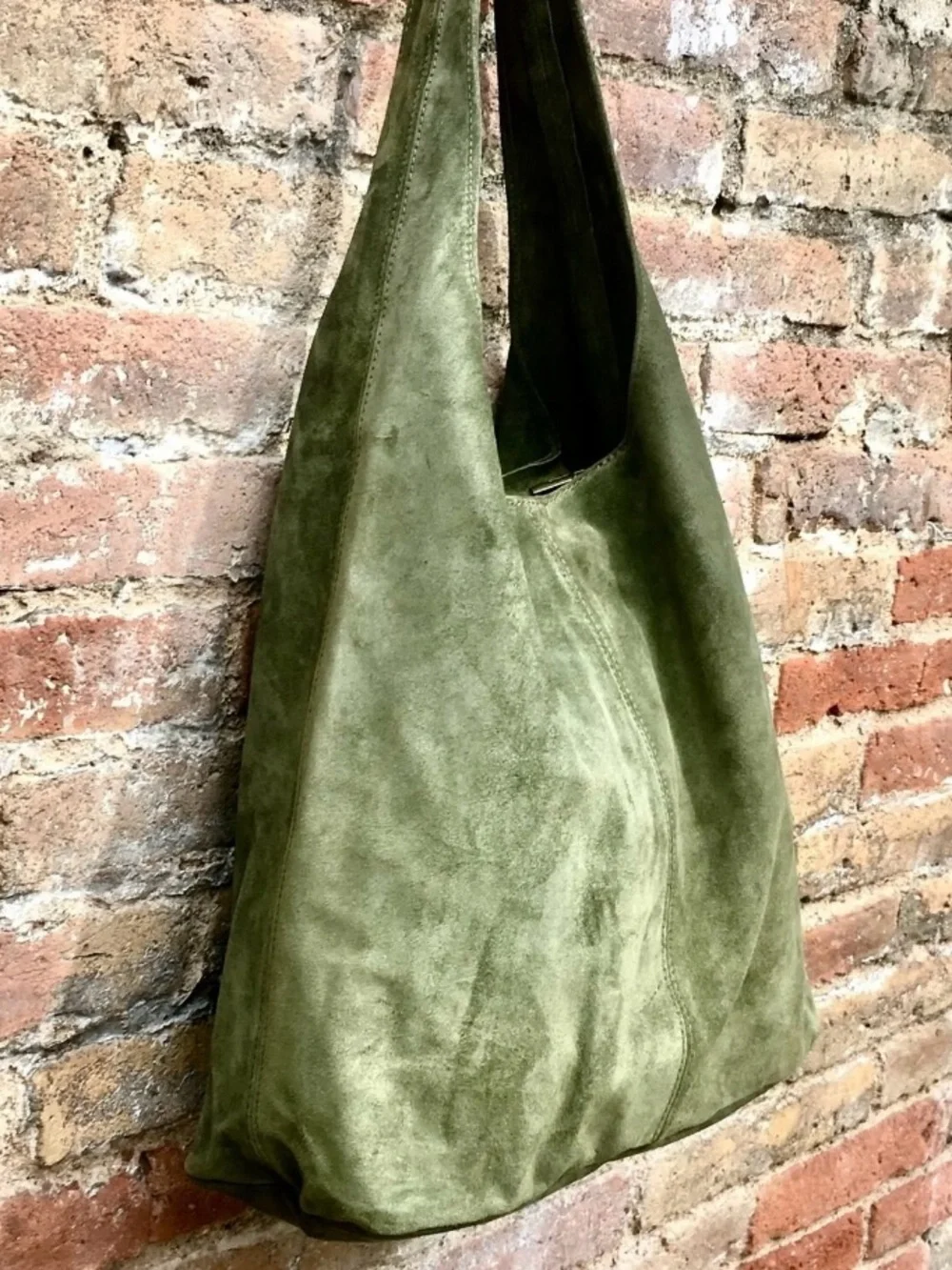 Made in Italy suede leather zipper tote moss / warm sage green - Picture 8 of 13